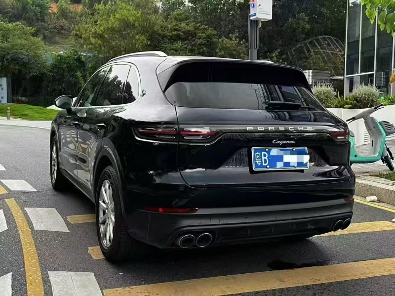 廣州21年保時捷卡宴7