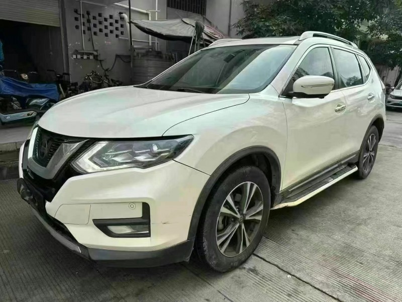 廣州20年日產奇駿2