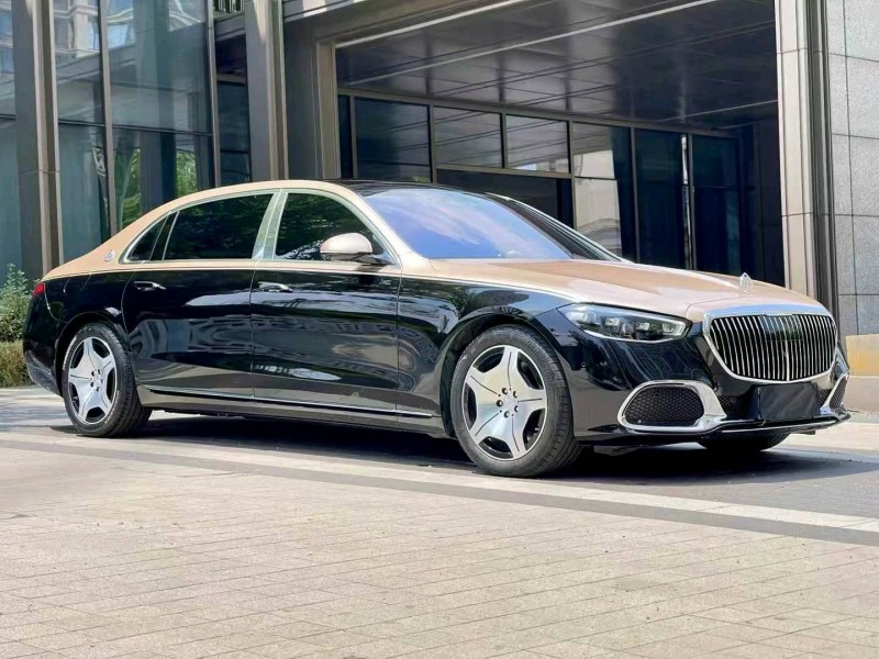 徐州24年奔驰迈巴赫S级3