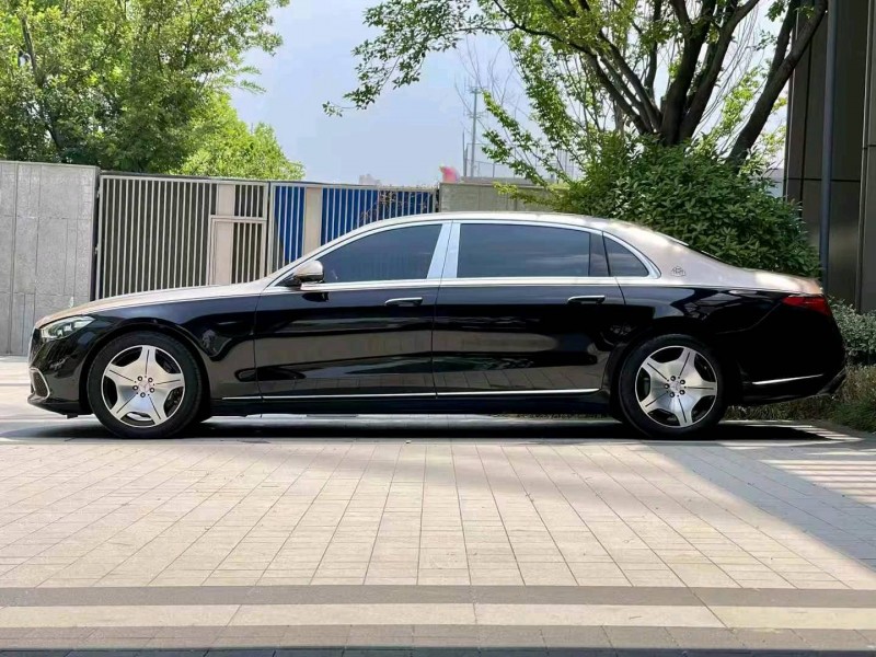 徐州24年奔驰迈巴赫S级7