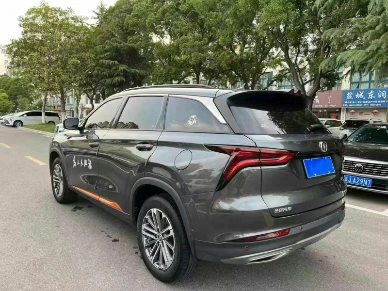 無錫21年長安汽車CS757