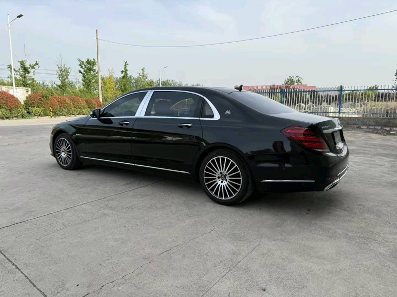 徐州18年奔驰迈巴赫S级8