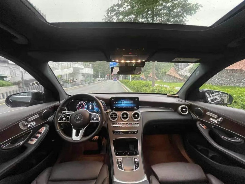 广州21年奔驰GLC4