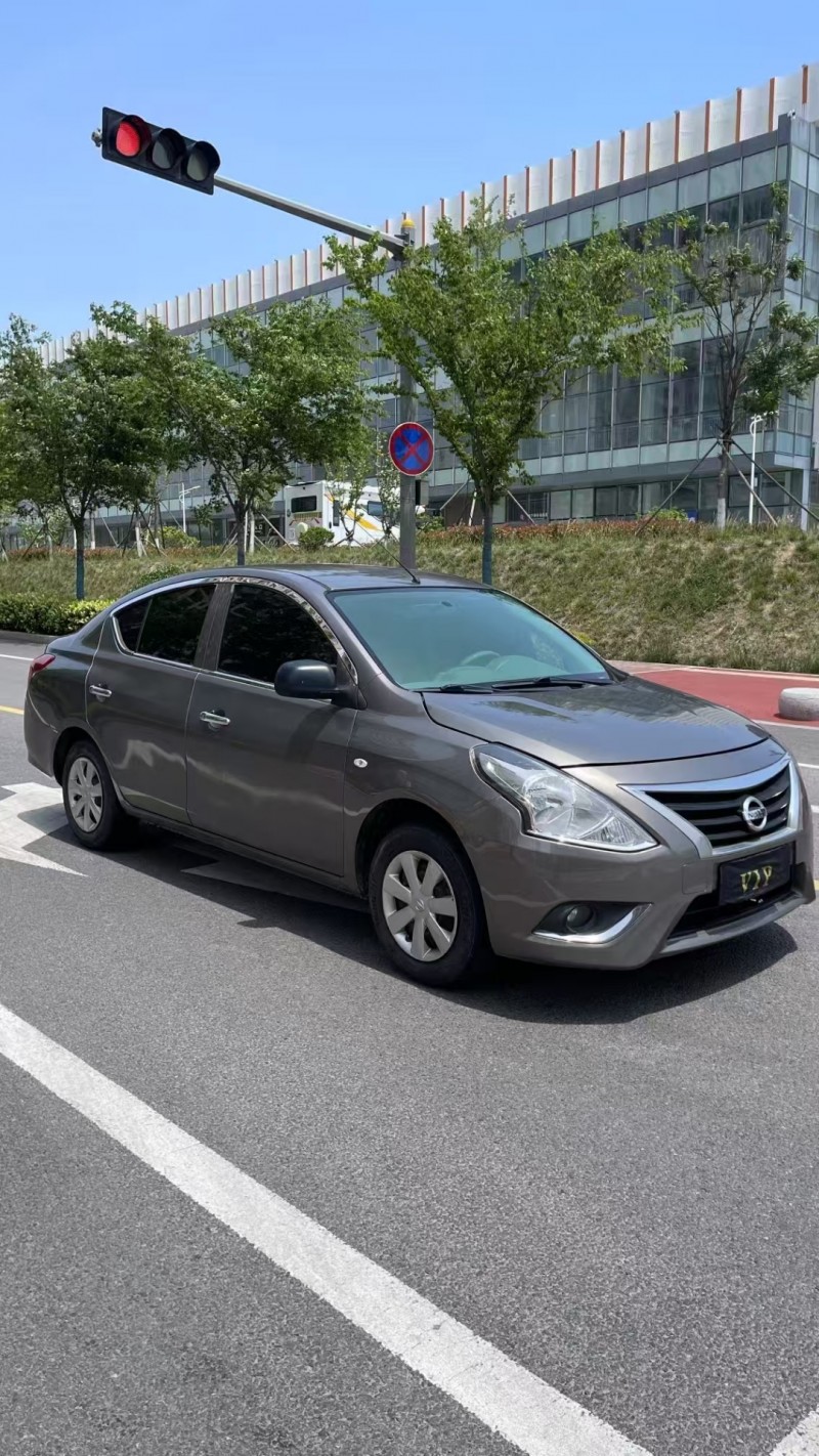 濟寧16年日產陽光2