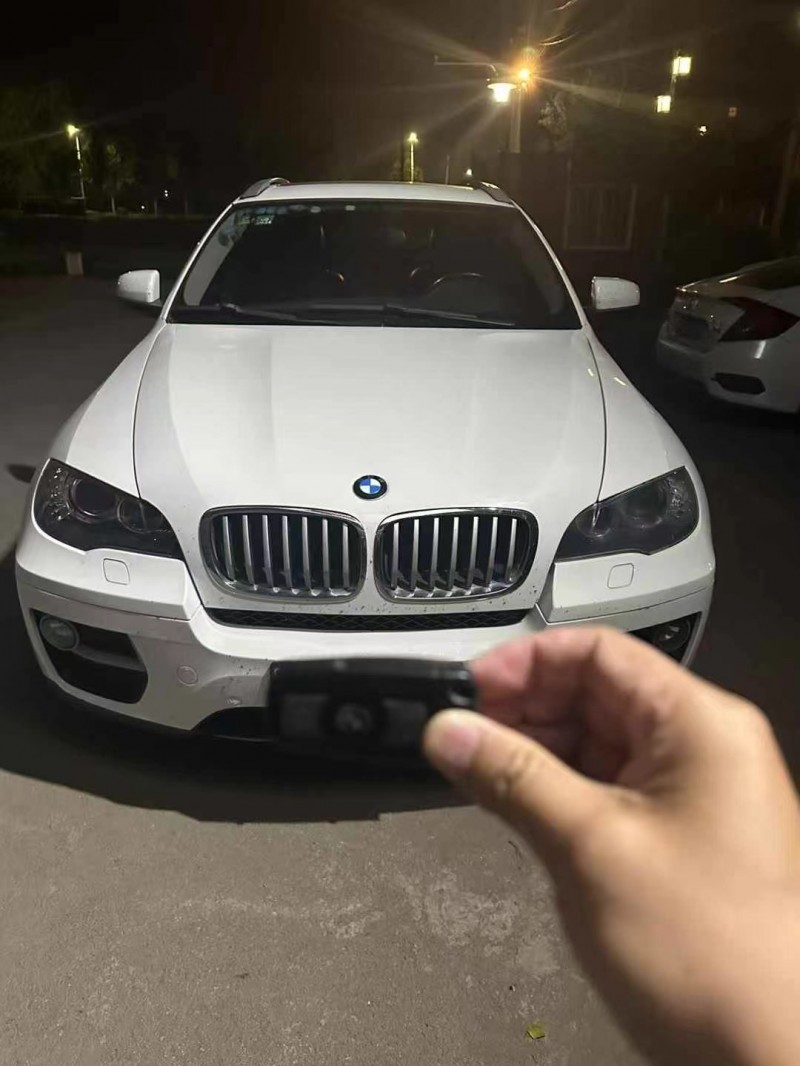 濟寧14年寶馬X61