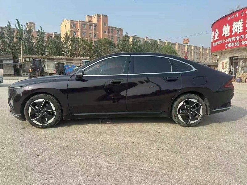 淮安24年五菱汽車星光8