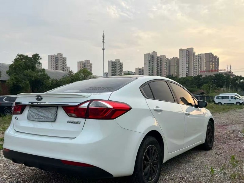湘潭17年起亞K38