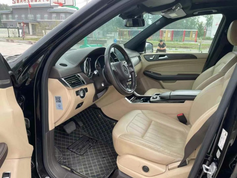 徐州17年奔驰GLE3