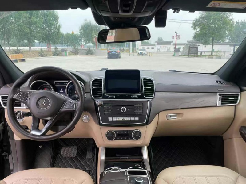 徐州17年奔驰GLE4