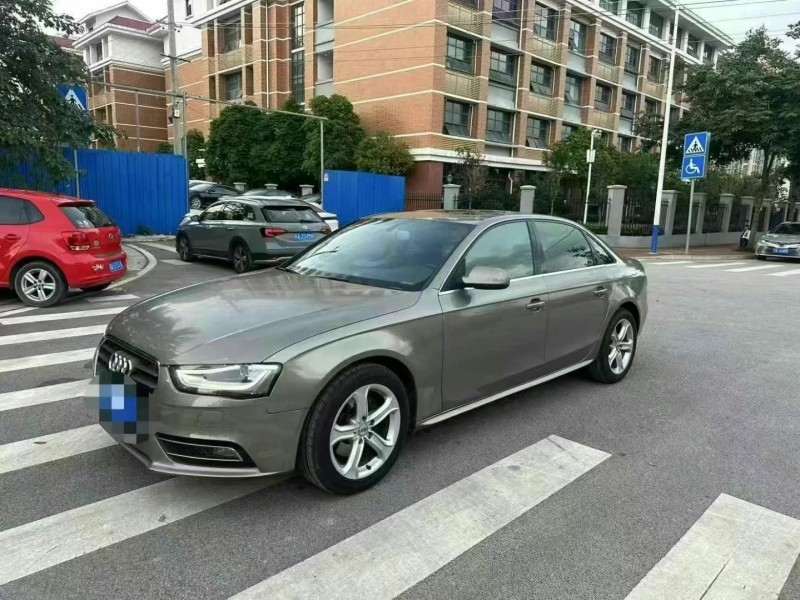 南寧13年奧迪A4L3