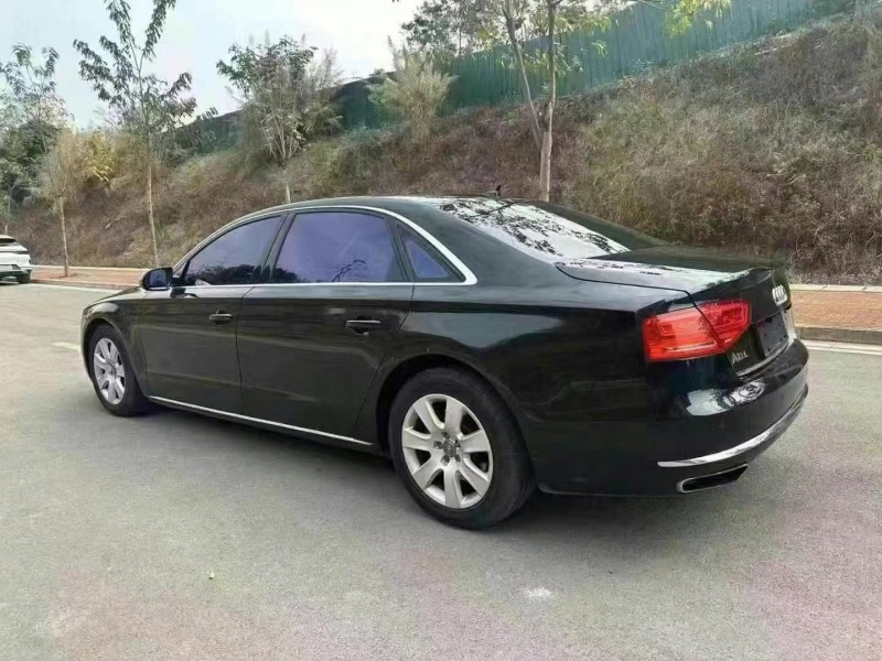南寧13年奧迪A8L7