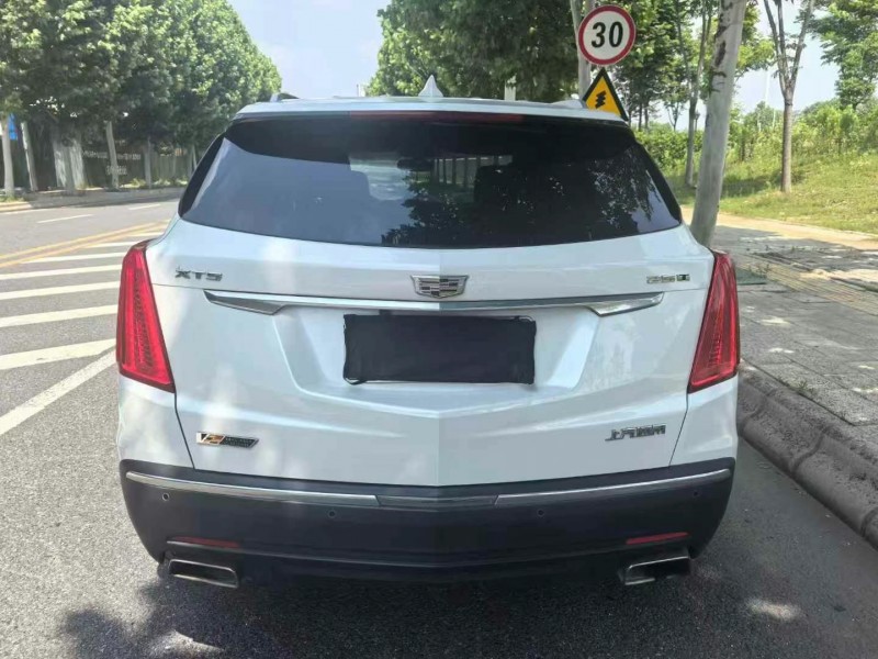 十堰17年凱迪拉克XT59