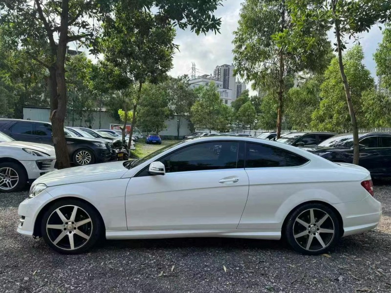 广州14年奔驰C4