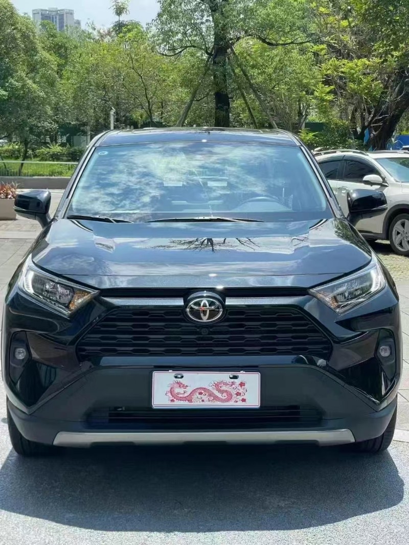 廣州25年豐田RAV4榮放1