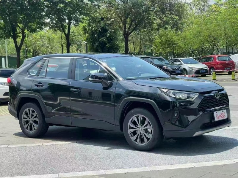 广州25年丰田RAV4荣放2