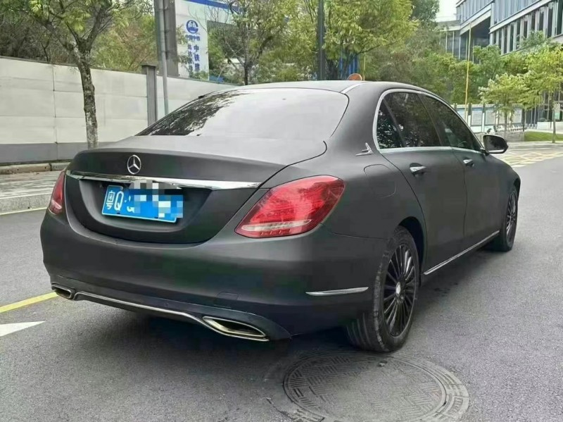 广州16年奔驰C8