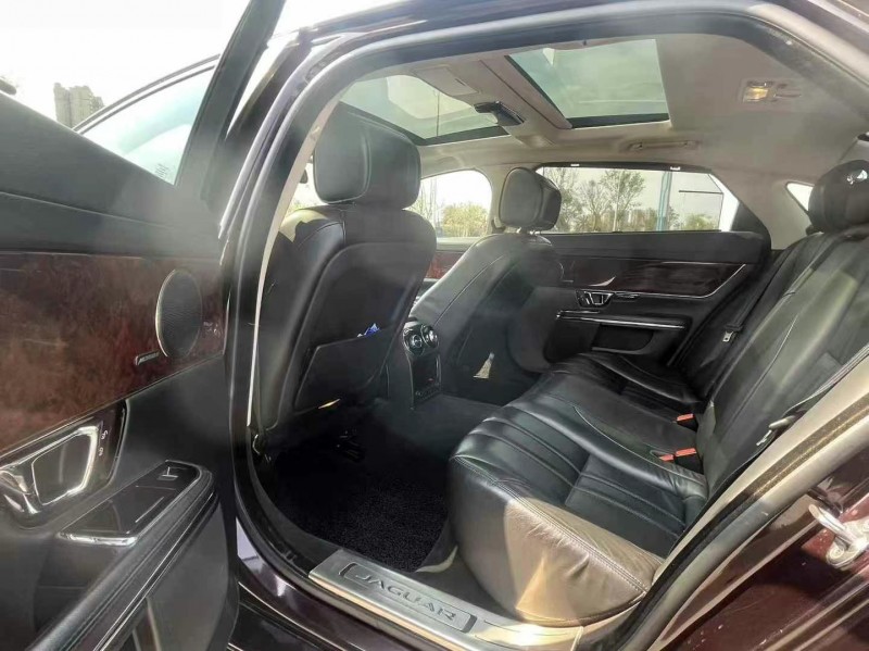 東莞15年捷豹XJL6