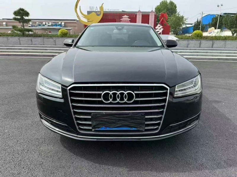 揚州18年奧迪A8L1