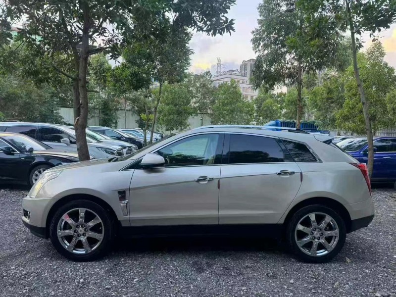 廣州10年凱迪拉克SRX4