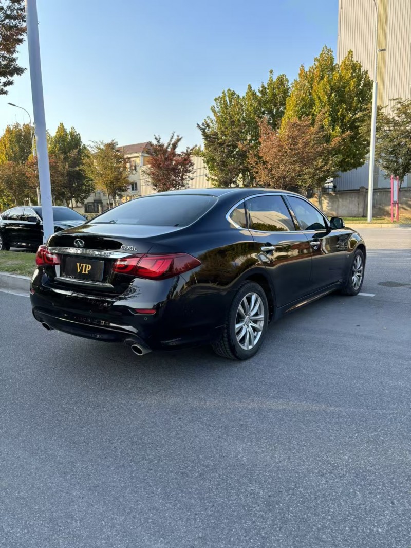 宿遷18年英菲尼迪Q708