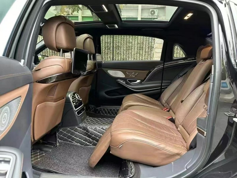 广州18年奔驰迈巴赫S级6