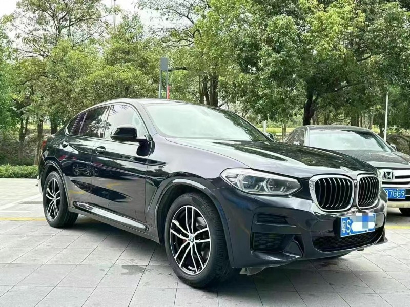 广州19年宝马X43