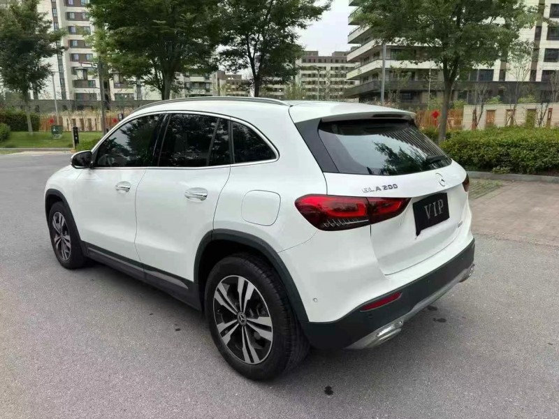 泰州20年奔驰GLA9