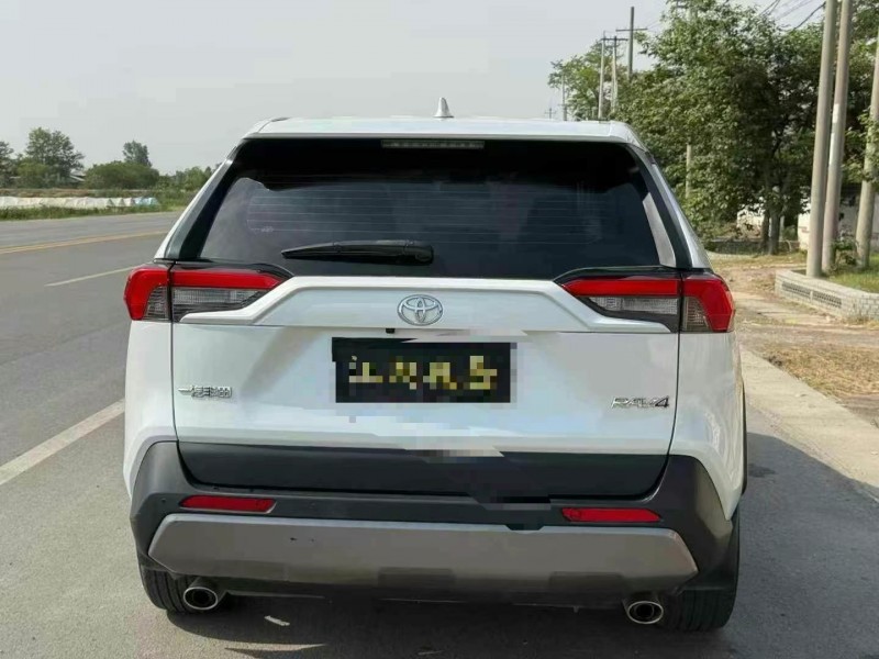 徐州23年丰田RAV49