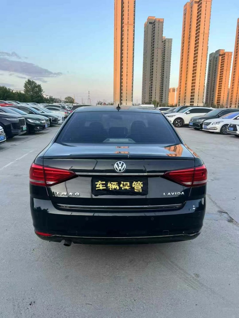 鄭州16年大眾朗逸8