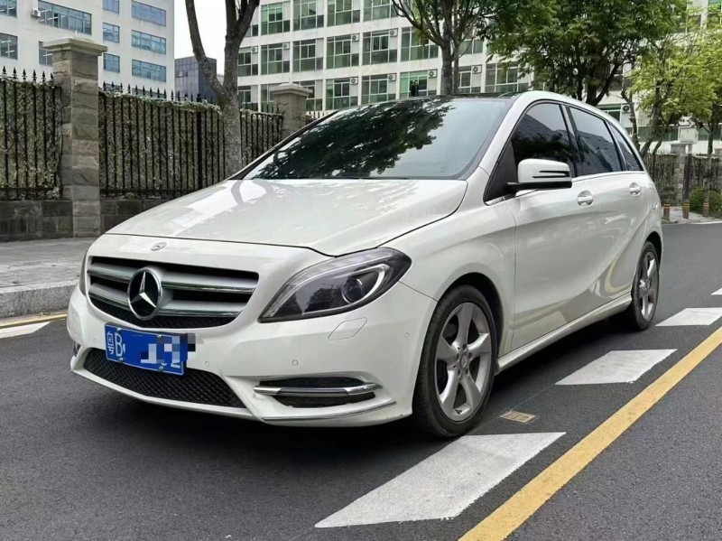 深圳14年奔馳B3