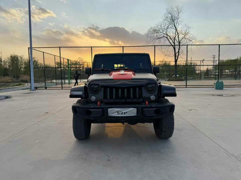 徐州16年Jeep牧馬人1