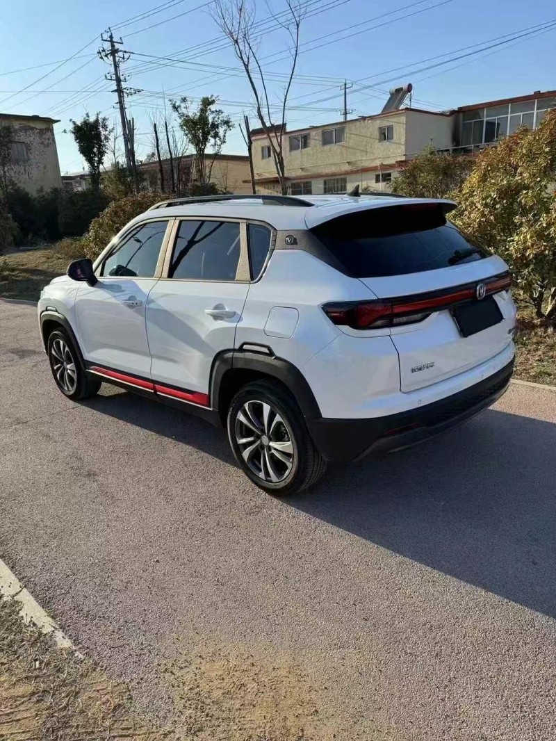 棗莊24年長安汽車CS357