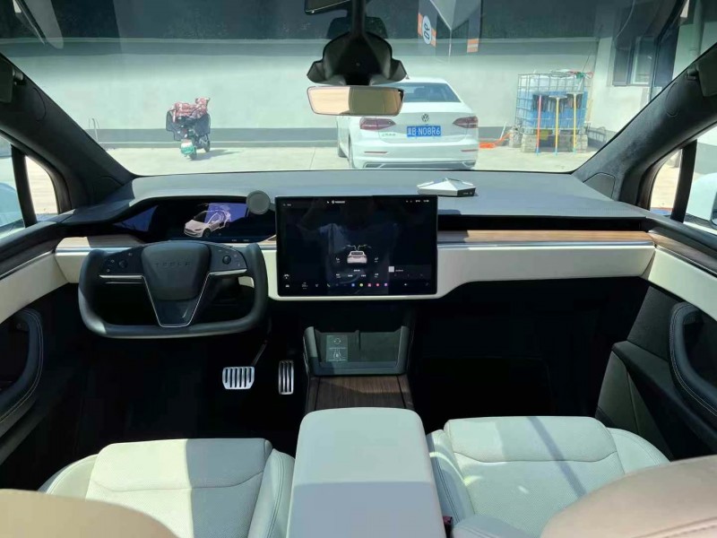 唐山23年特斯拉MODEL X4
