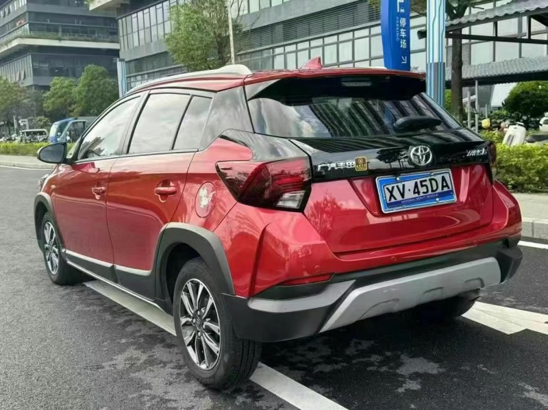 東莞22年豐田YARiS L 致炫8
