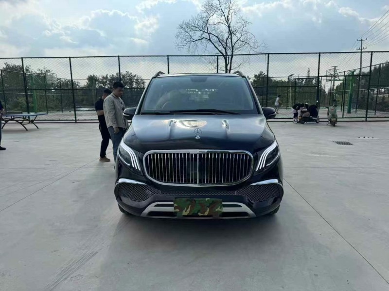 徐州23年奔驰威霆1