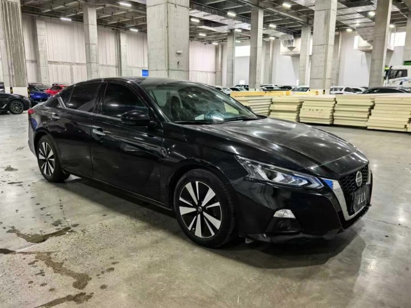 濟寧21年日產天籟2