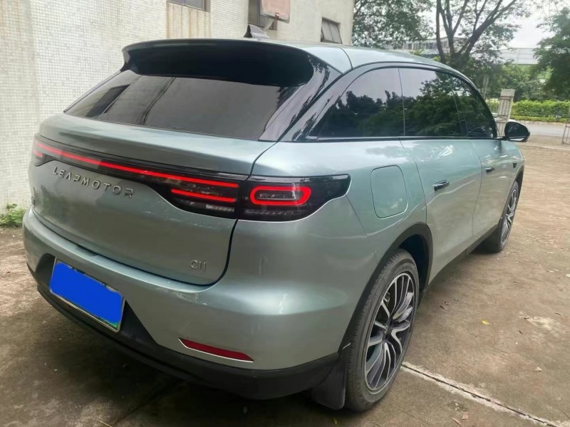深圳23年零跑汽車C115
