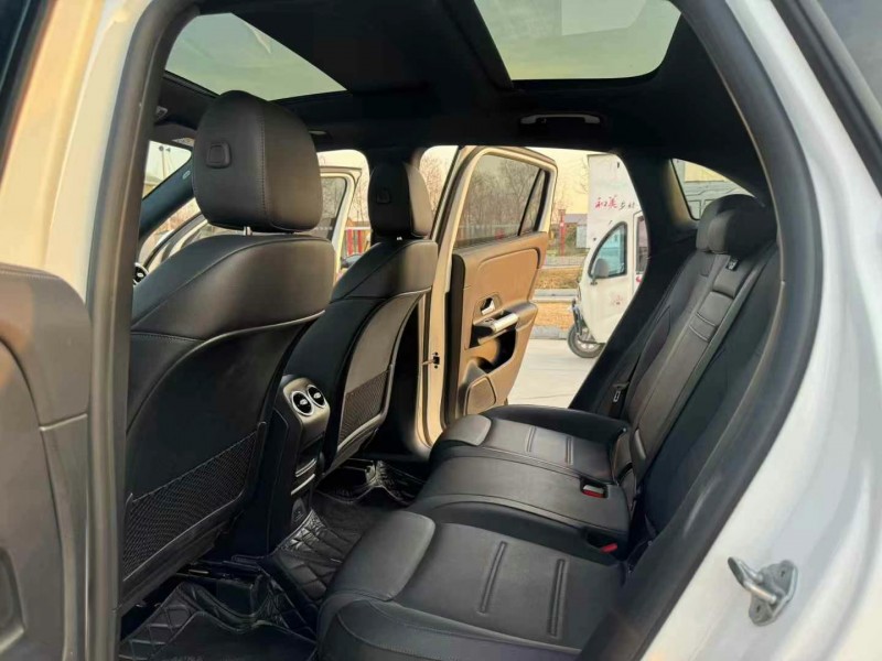 徐州21年奔驰GLA7