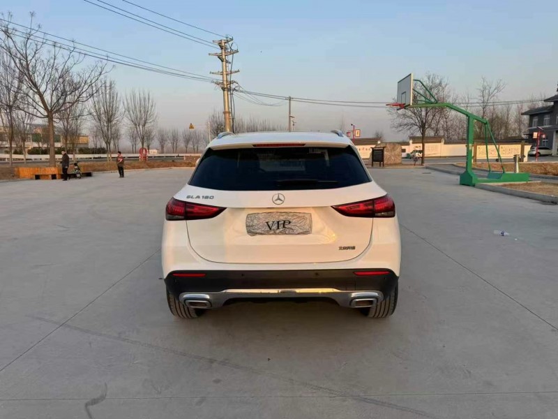 徐州21年奔驰GLA9