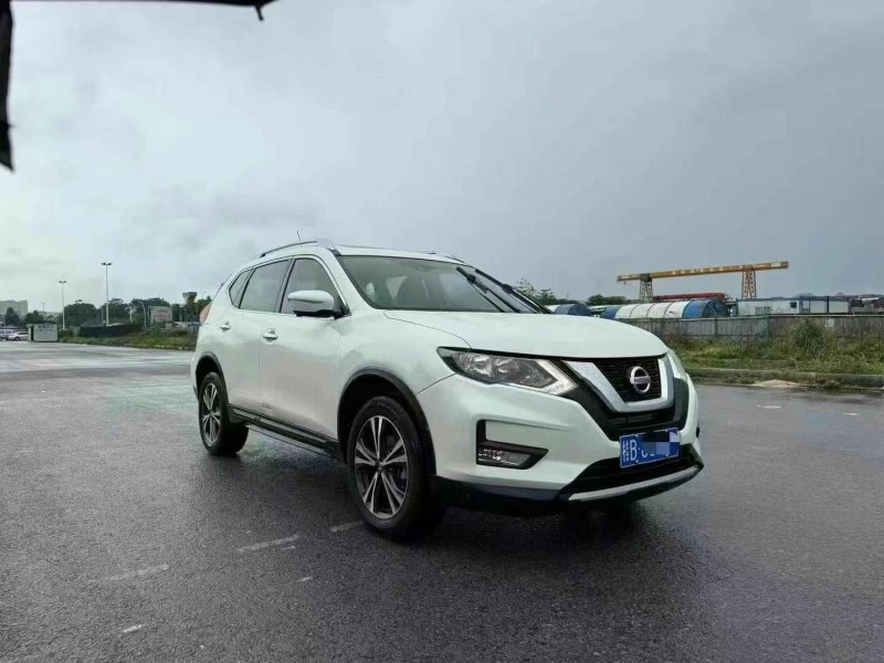 梧州19年日產奇駿3
