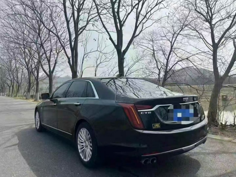 南京18年凱迪拉克CT67