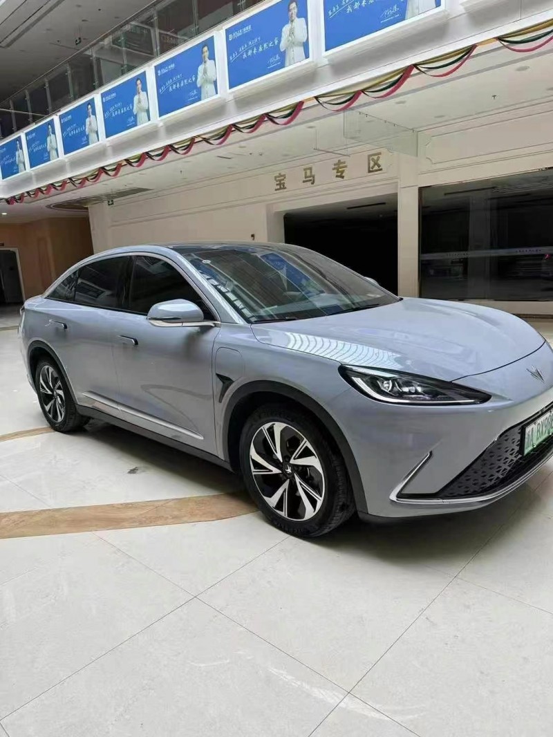 蚌埠23年極狐汽車阿爾法3