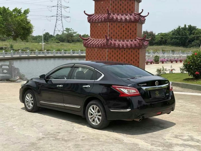 汕頭15年日產天籟2