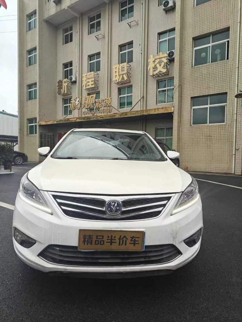 長沙18年長安汽車逸動1