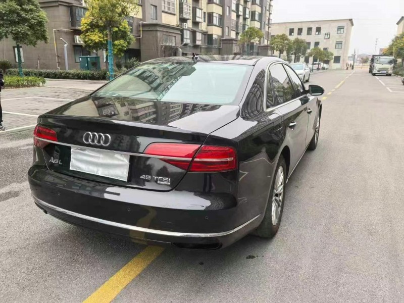 徐州15年奧迪A8L9