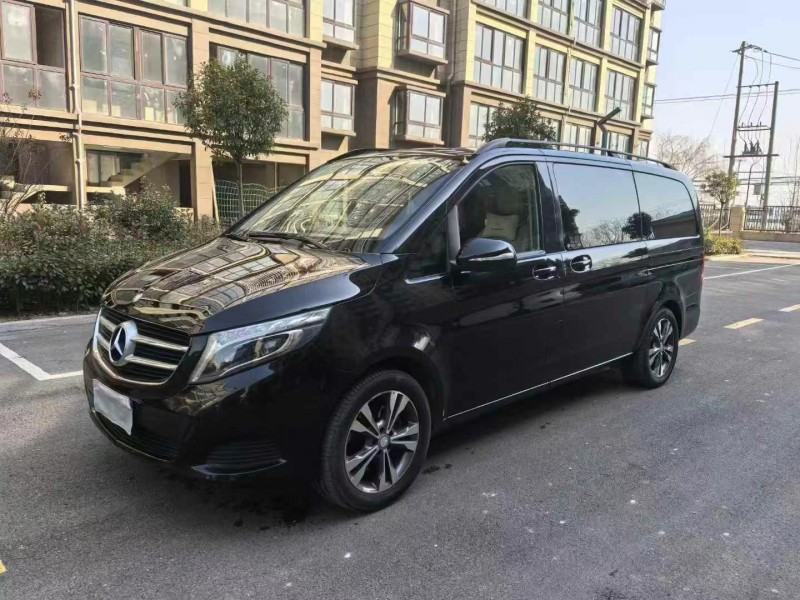 徐州17年奔驰V4