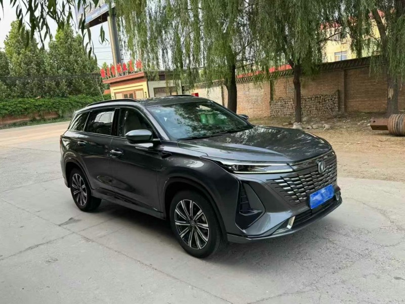 保定24年長安汽車CS752