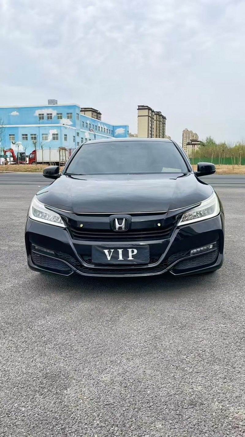 廊坊18年本田雅阁1