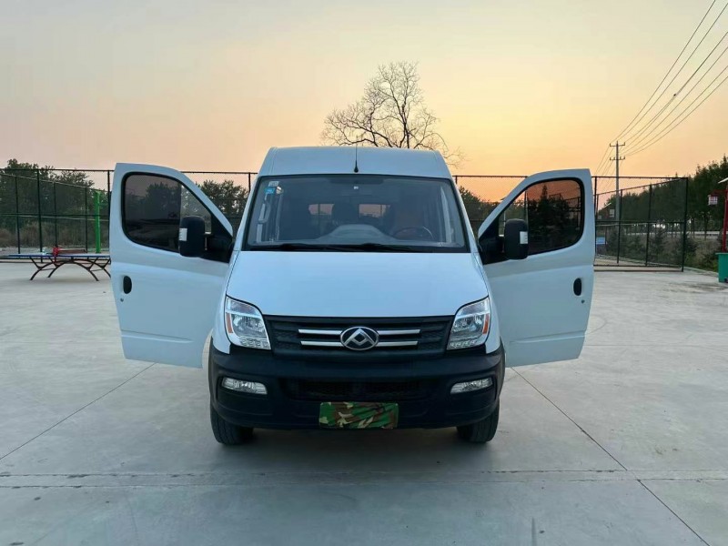 徐州21年大通V807