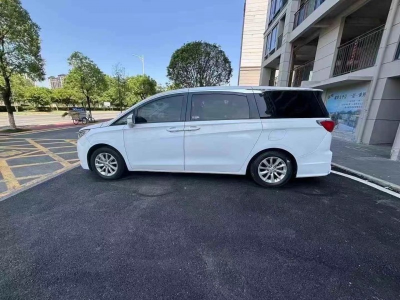 宜春19年别克GL87